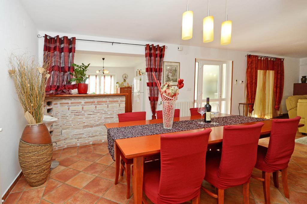 Sonja Vacation House Porec Exterior photo